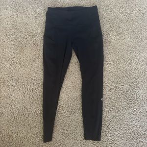 Black Lululemon Fast and Free